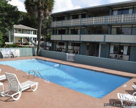 شاطئ ميرتل Calypso Motor Inn المظهر الخارجي الصورة