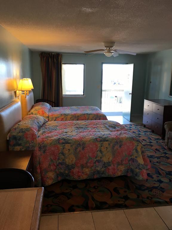 شاطئ ميرتل Calypso Motor Inn المظهر الخارجي الصورة