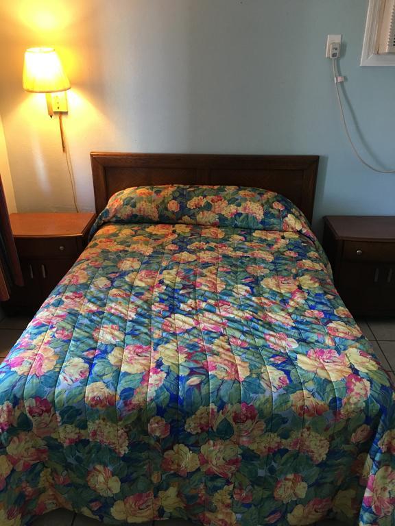 شاطئ ميرتل Calypso Motor Inn المظهر الخارجي الصورة