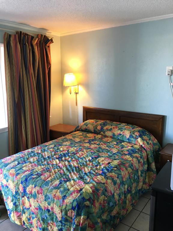 شاطئ ميرتل Calypso Motor Inn المظهر الخارجي الصورة