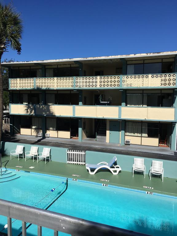 شاطئ ميرتل Calypso Motor Inn المظهر الخارجي الصورة