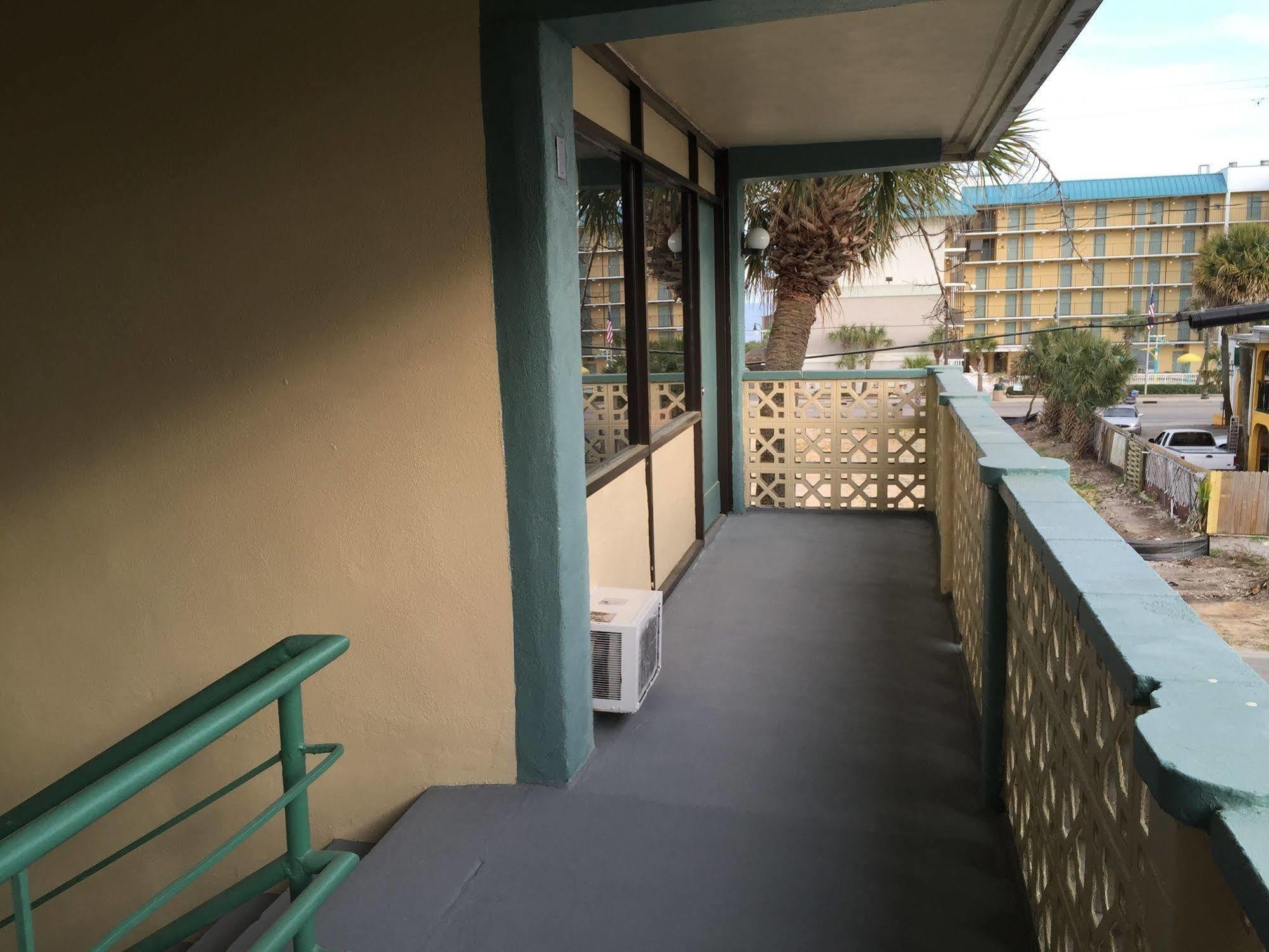 شاطئ ميرتل Calypso Motor Inn المظهر الخارجي الصورة