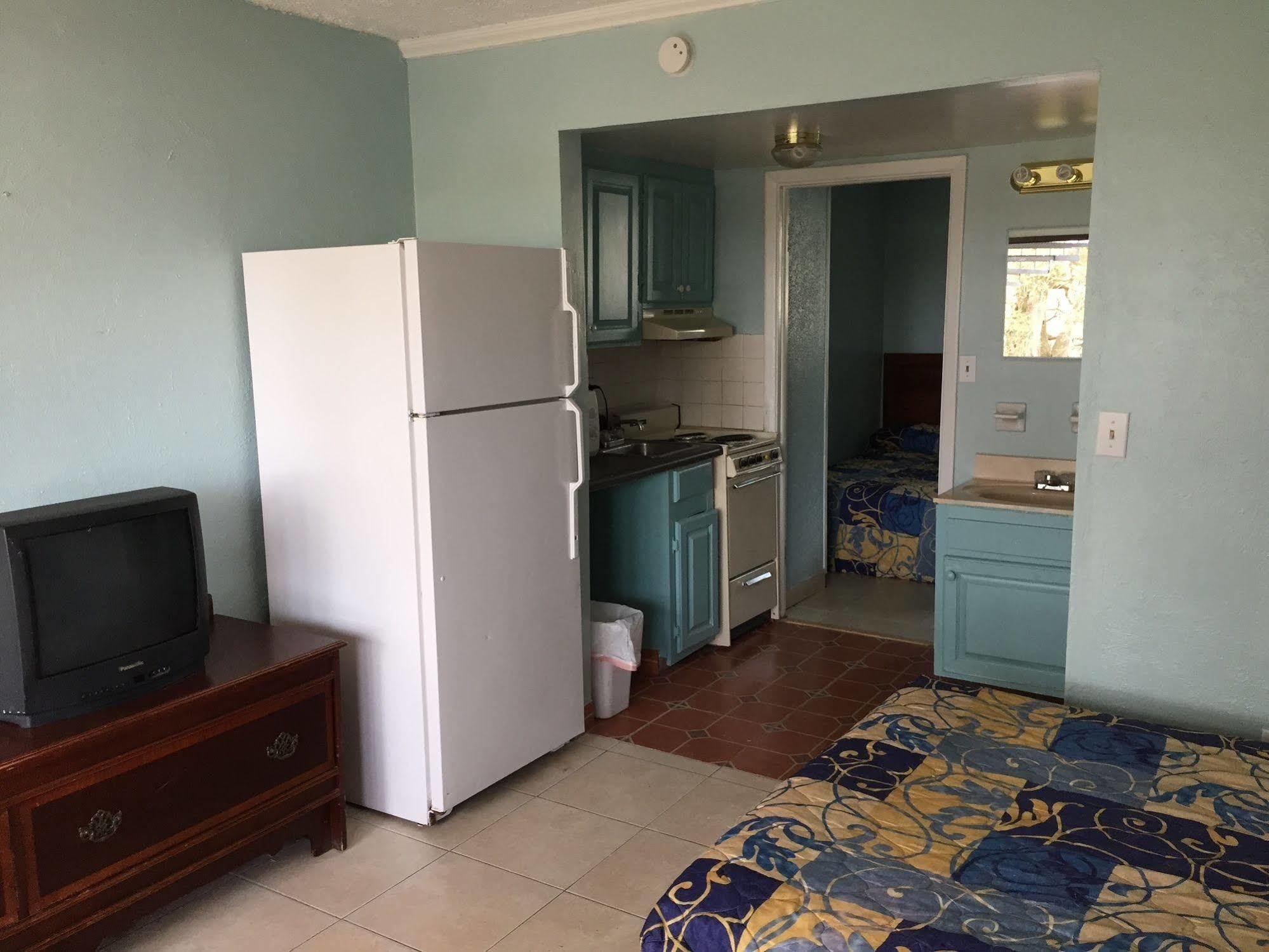 شاطئ ميرتل Calypso Motor Inn المظهر الخارجي الصورة