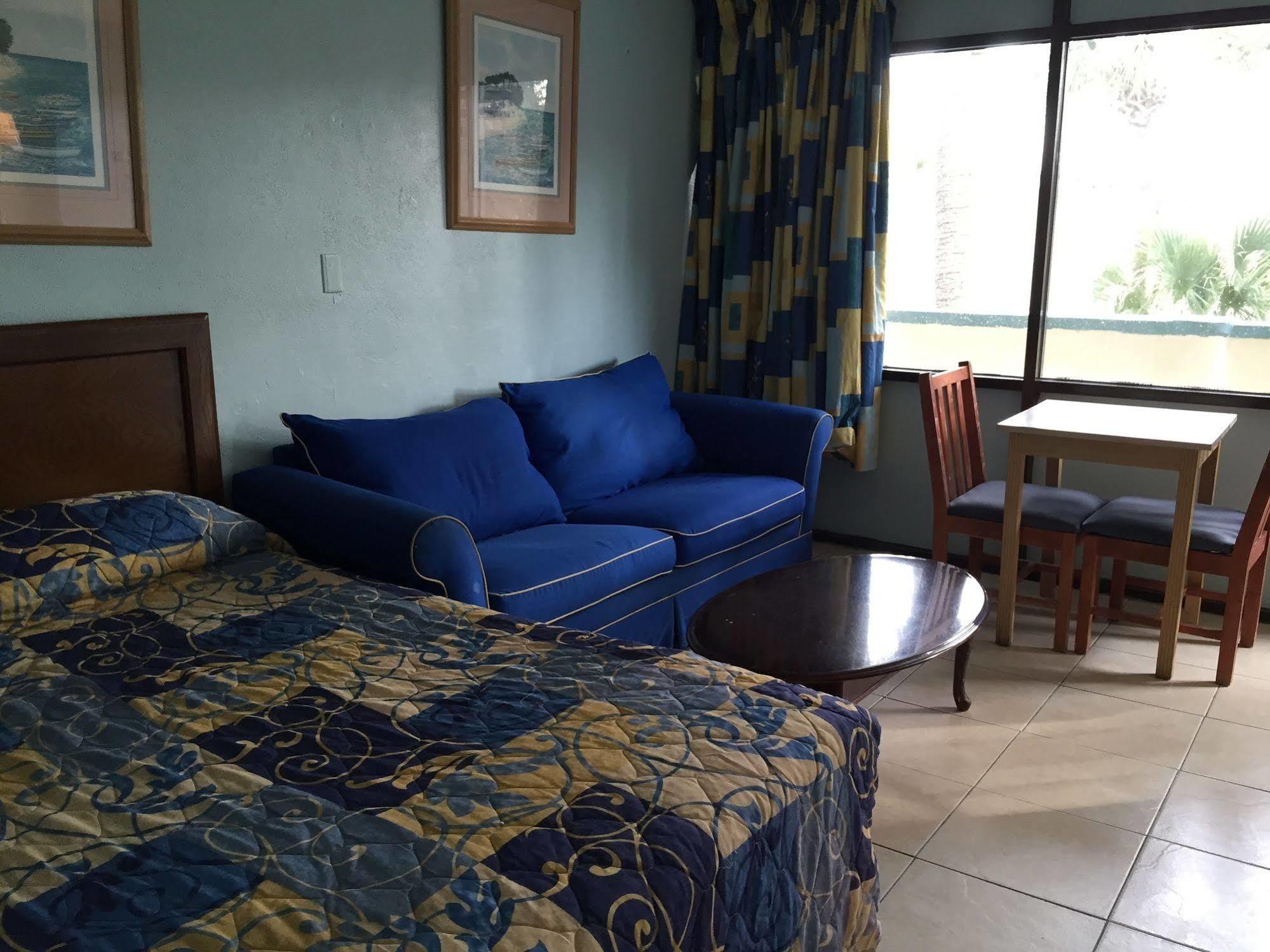 شاطئ ميرتل Calypso Motor Inn المظهر الخارجي الصورة