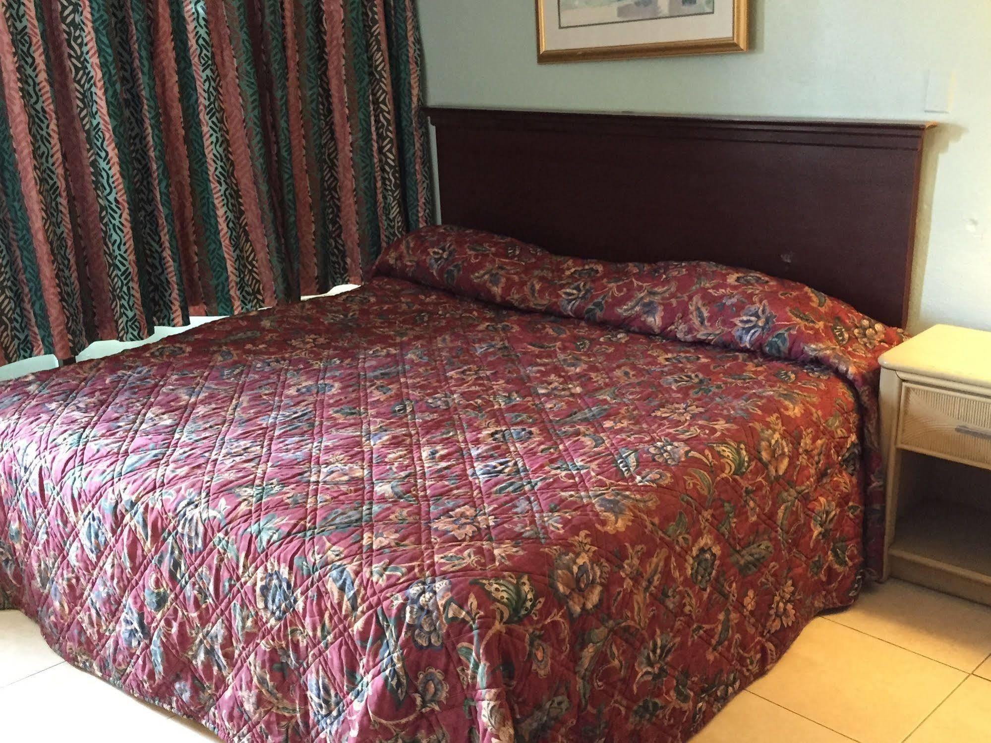 شاطئ ميرتل Calypso Motor Inn المظهر الخارجي الصورة