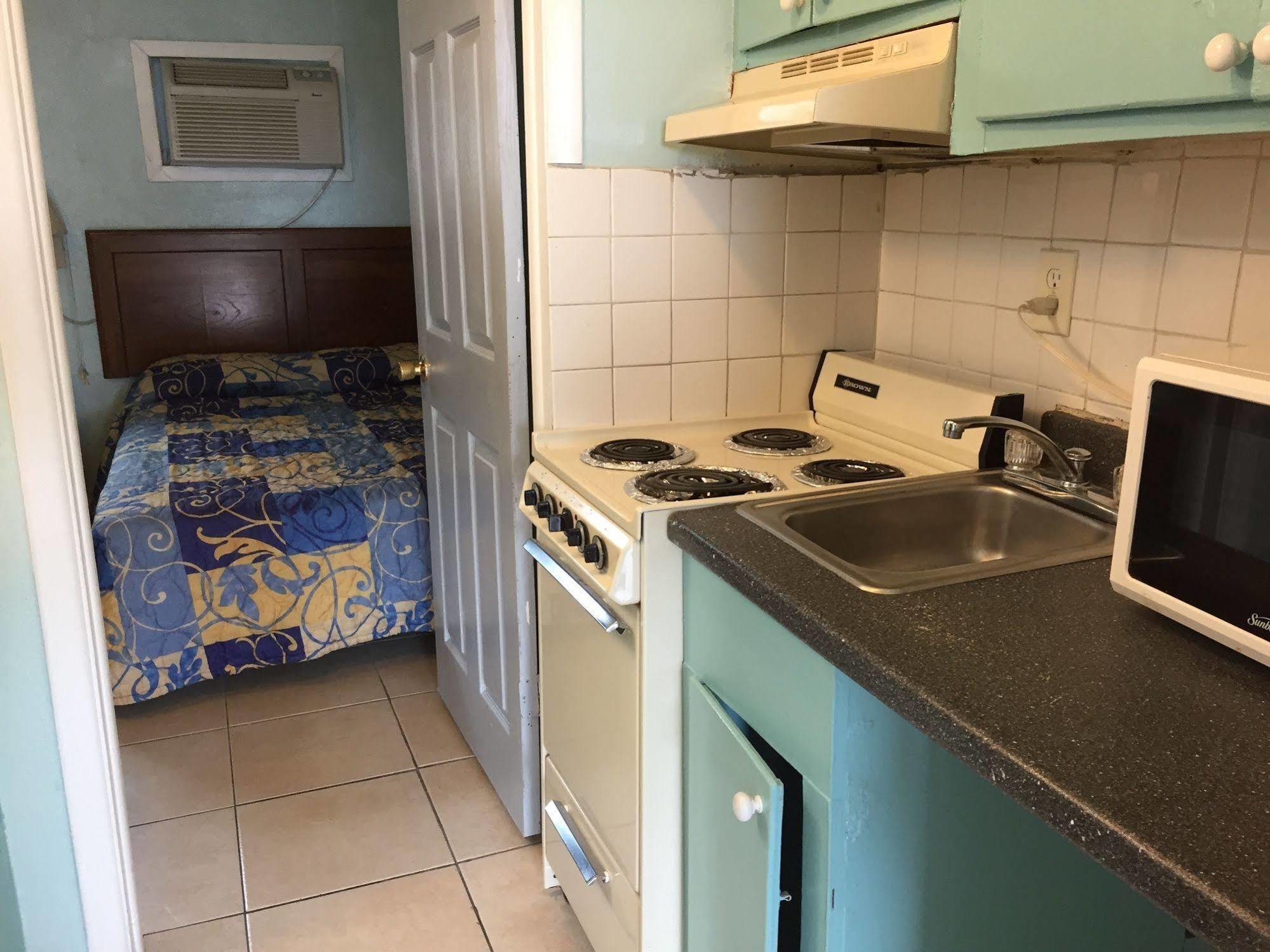 شاطئ ميرتل Calypso Motor Inn المظهر الخارجي الصورة