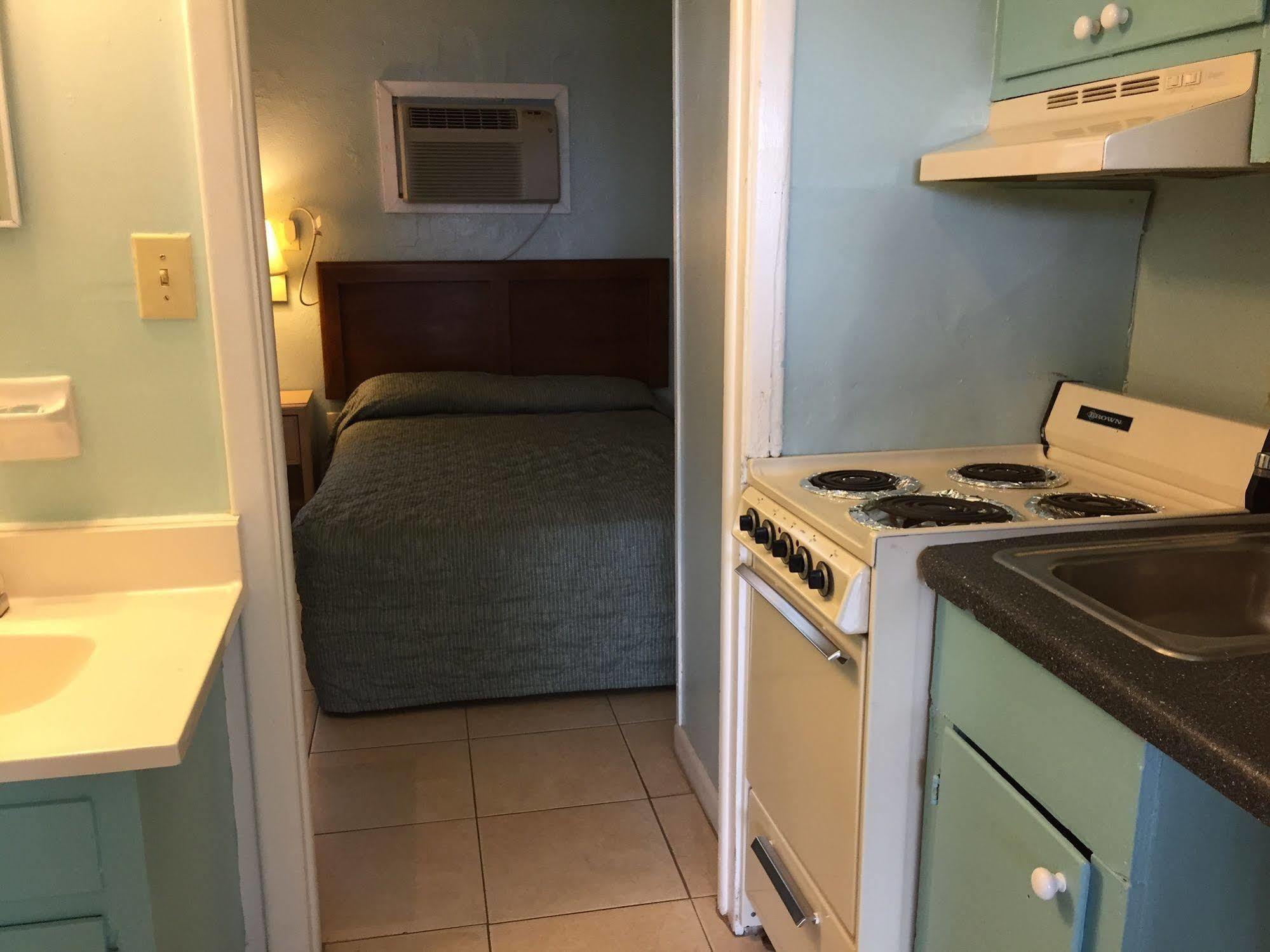 شاطئ ميرتل Calypso Motor Inn المظهر الخارجي الصورة